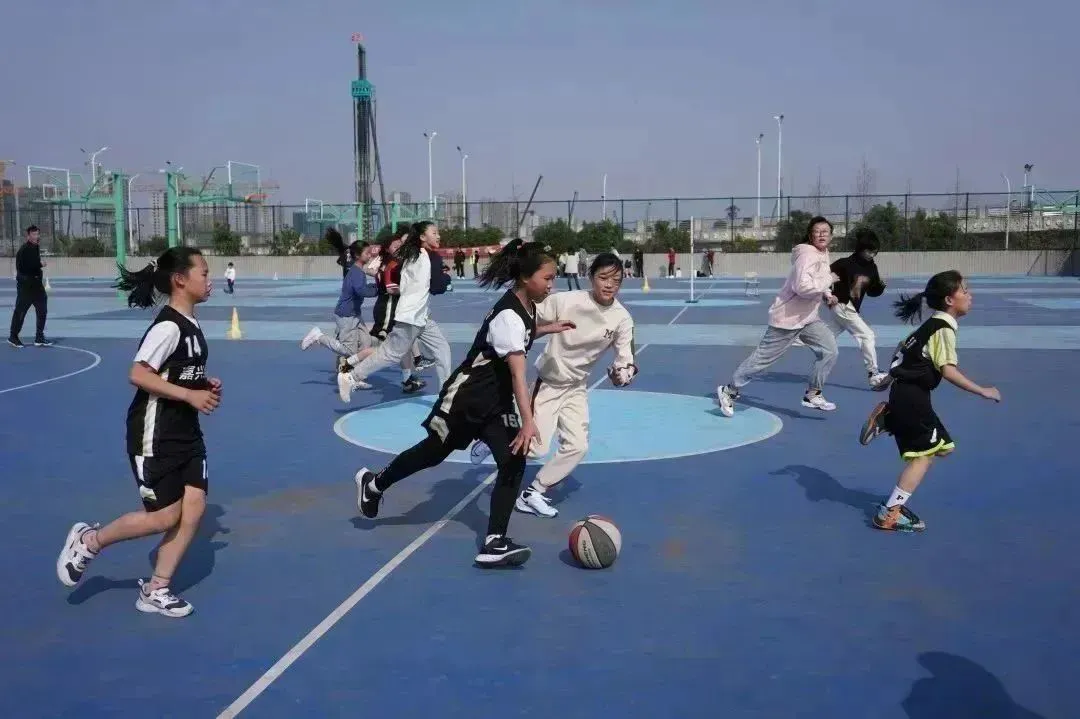 为什么专业篮球品牌在训练中如此重要_2